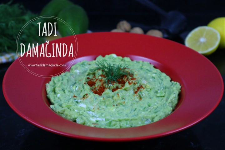 Peynirli Salatalıklı Avokado