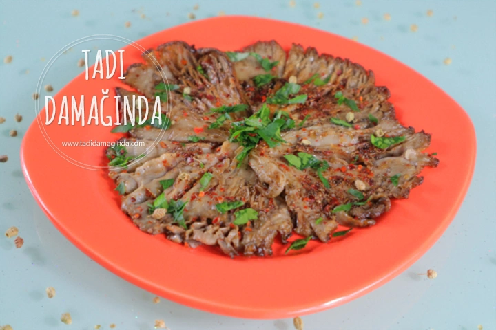 Et Tadında İstiridye Mantarı (Vejetaryen Et)