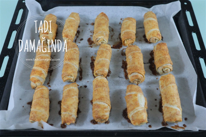 Haşhaşlı Yeşil Mercimekli Börek