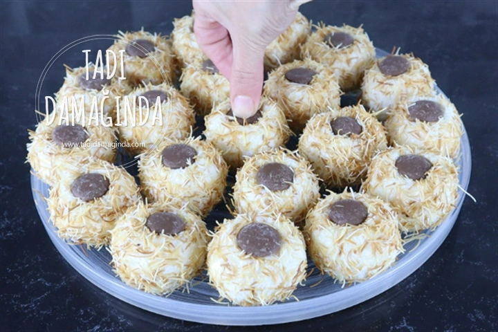 Kadayıf Kaplı Hindistan Cevizli Muhallebi Topları