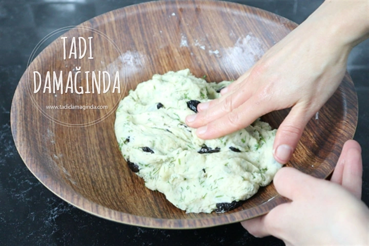 Zeytinli Dereotlu Poğaça