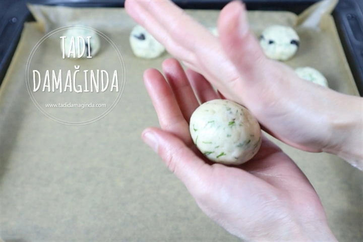 Zeytinli Dereotlu Poğaça