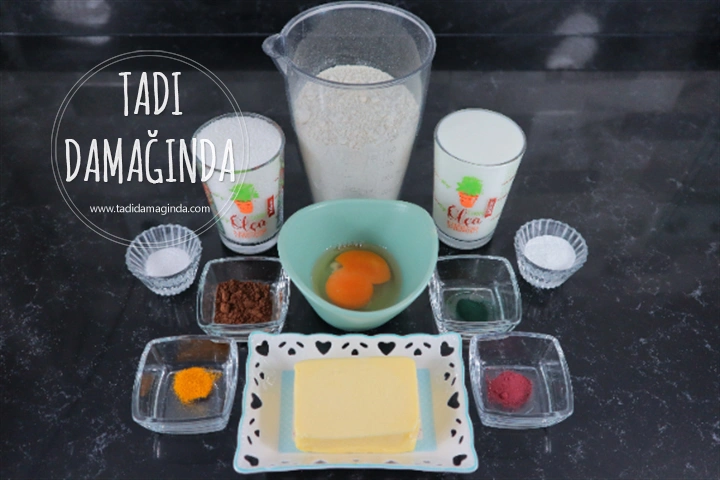 Makaron Görünümlü Kek (Gıda Boyasız)