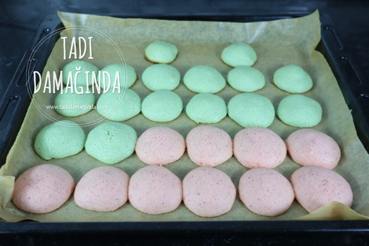 Makaron Görünümlü Kek (Gıda Boyasız)