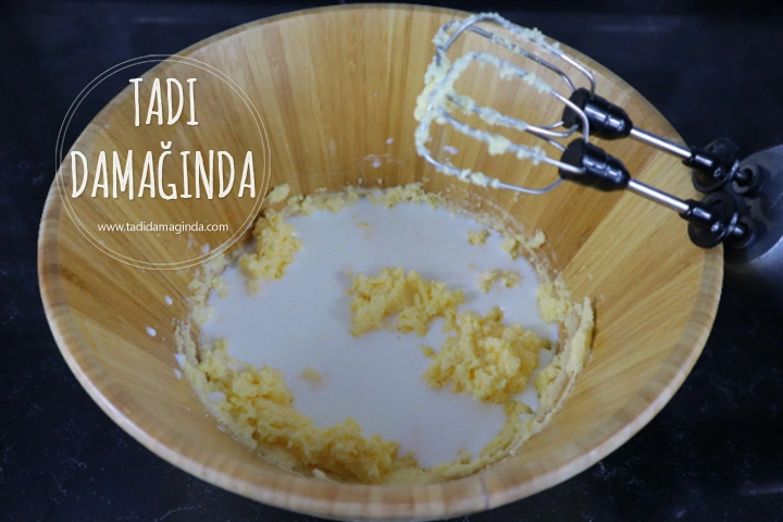 Makaron Görünümlü Kek (Gıda Boyasız)