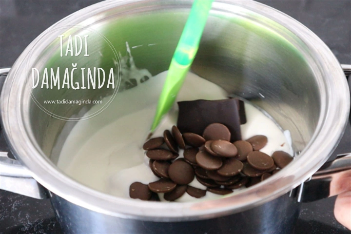 Antep Fıstıklı Kadayıflı Pişmeyen Cheesecake