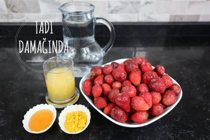 Şekersiz Çilekli Limonata