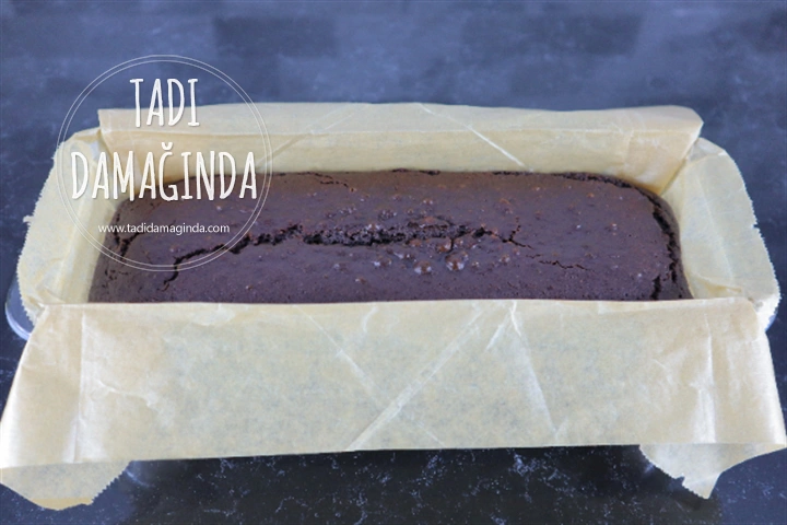 Kakaolu Nemli Kek (Rafine Şekersiz Glütensiz Vegan)