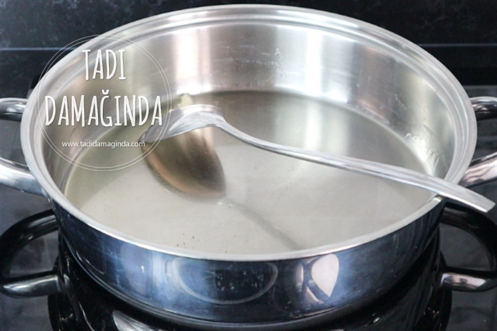 Siyah Nohutlu Tavuklu Pilav