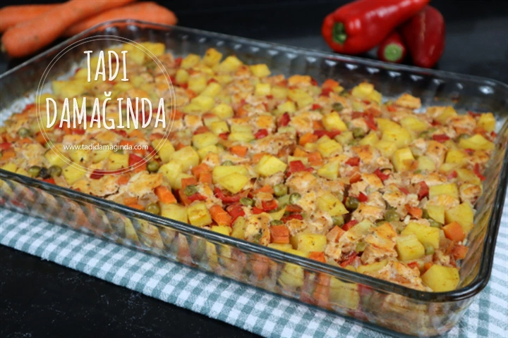 Fırında Pratik Sebzeli Tavuk