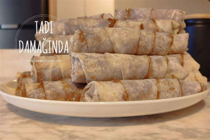 Mercimekli Haşhaşlı Börek