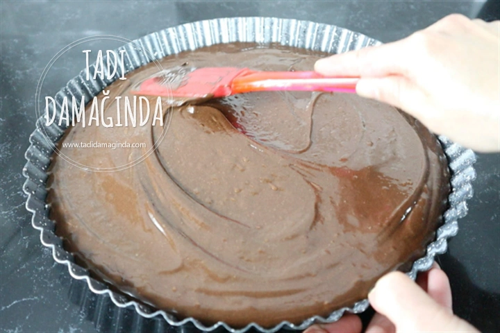 Tart Kalıbında Malaga