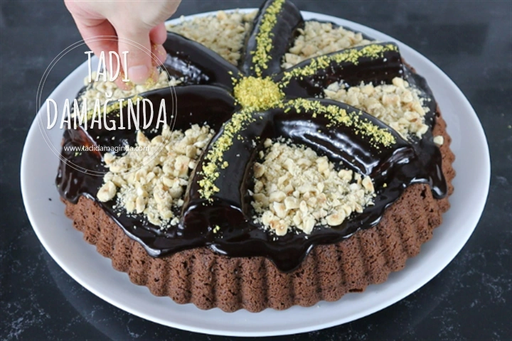 Tart Kalıbında Malaga