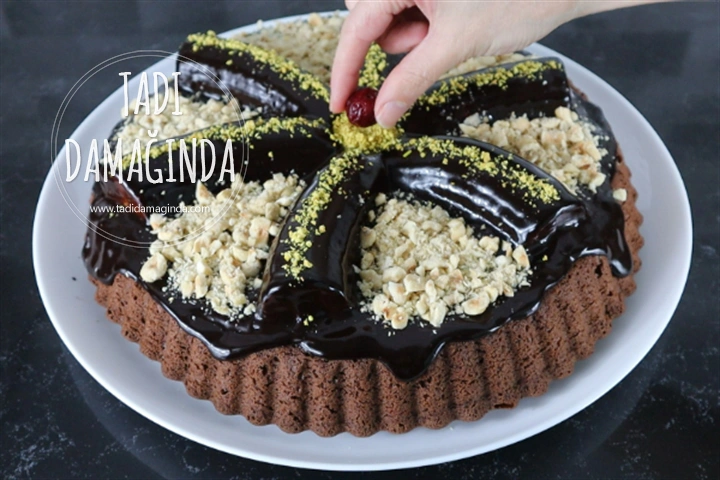 Tart Kalıbında Malaga