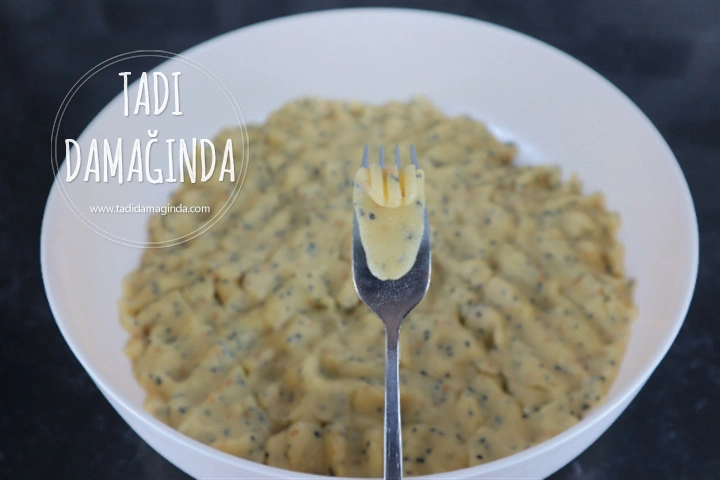 Gnocchi (Niyokki) Görünümlü Tuzlu Kurabiyeler