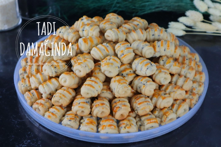 Gnocchi (Niyokki) Görünümlü Tuzlu Kurabiyeler