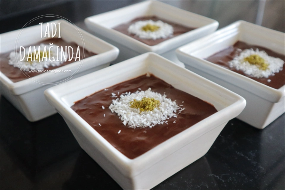 4 Malzemeli Kakaolu Puding