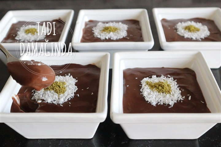 4 Malzemeli Kakaolu Puding