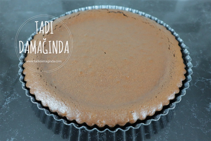 Karamelli Ganajlı Tart Kek