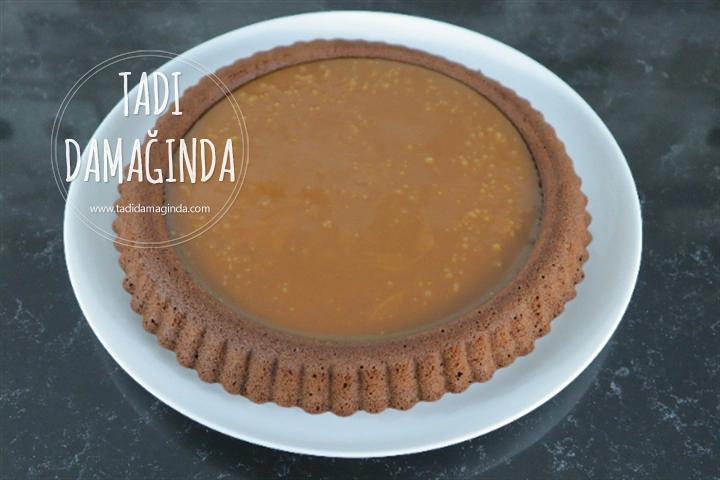 Karamelli Ganajlı Tart Kek