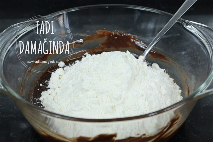 3 Malzemeli Pratik Kurabiye