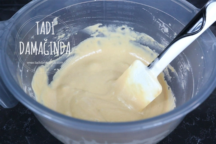 Zeytinli Kekikli Tahin Ekmeği