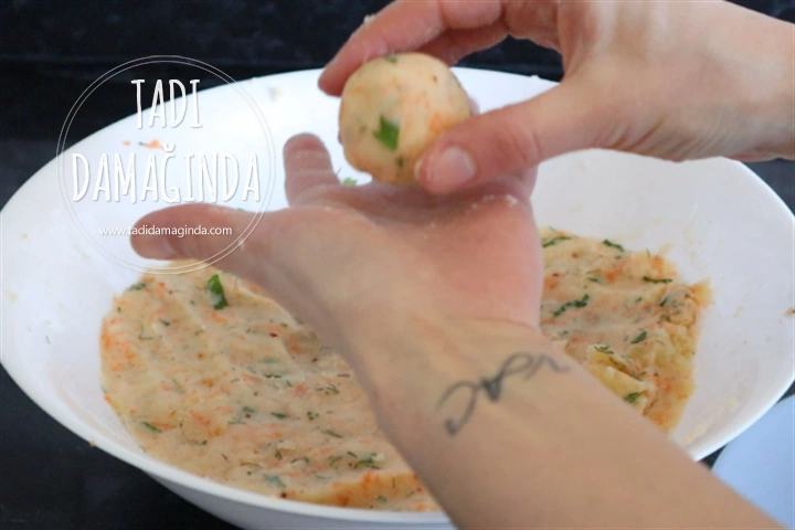 Yoğurtlu Patates Topları