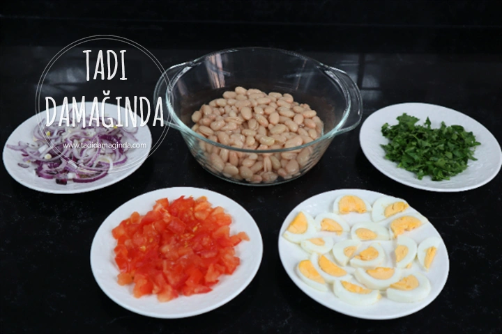 Antalya Usulü Tahinli Piyaz