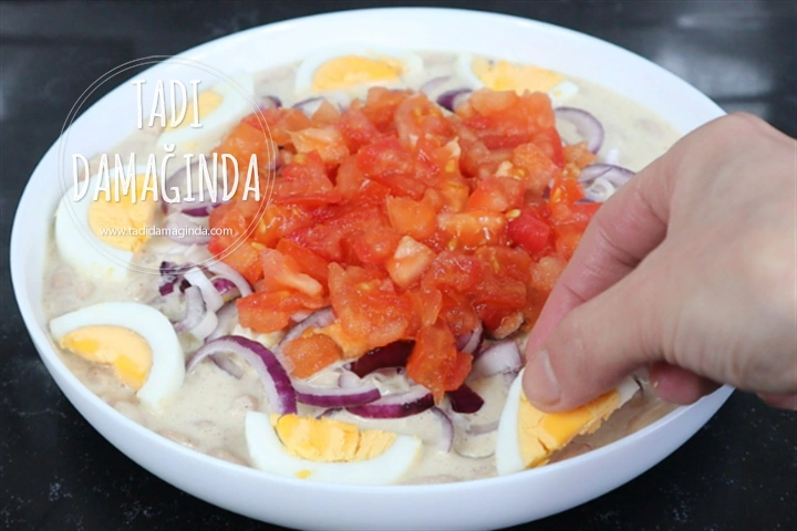 Antalya Usulü Tahinli Piyaz