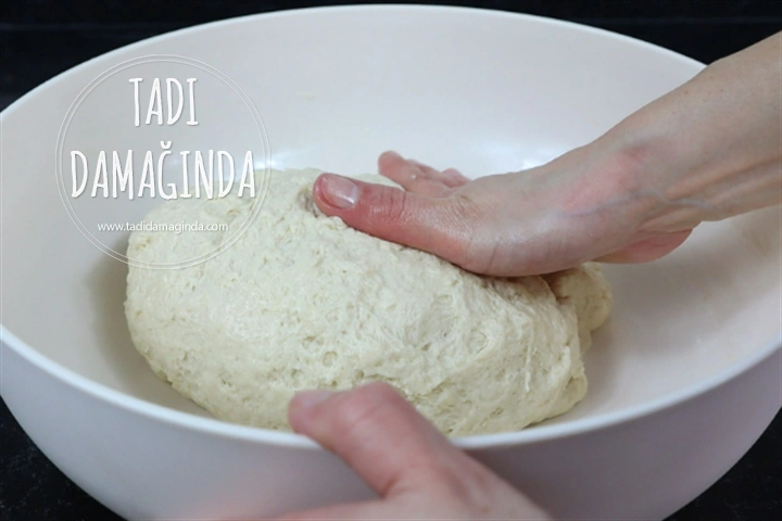 Mayasız Kaşarlı Yumuşak Poğaça