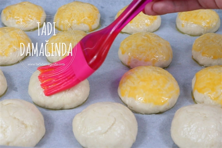 Mayasız Kaşarlı Yumuşak Poğaça