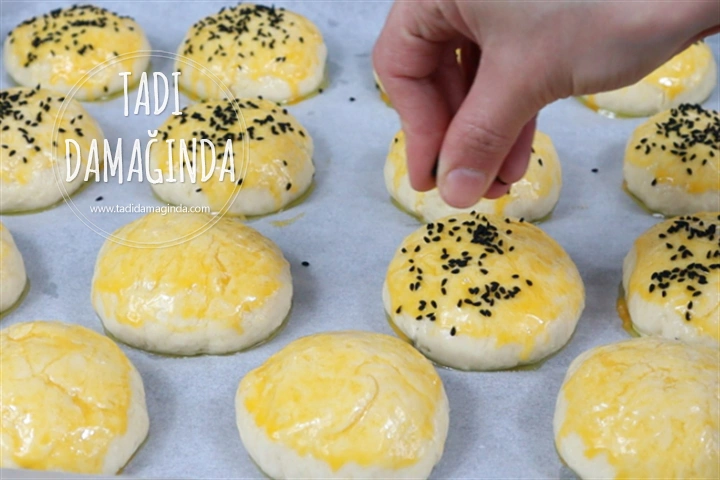 Mayasız Kaşarlı Yumuşak Poğaça