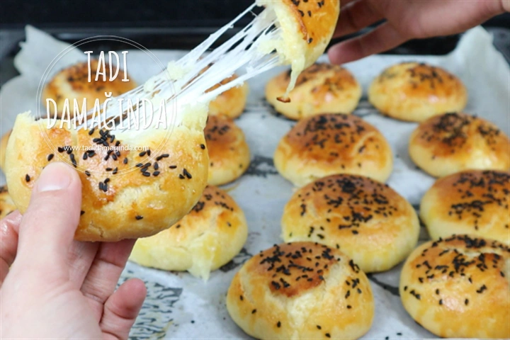 Mayasız Kaşarlı Yumuşak Poğaça