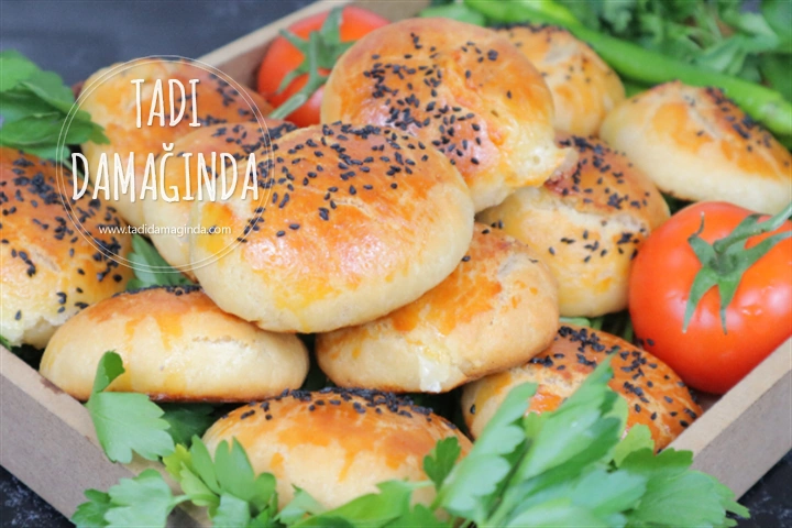 Mayasız Kaşarlı Yumuşak Poğaça