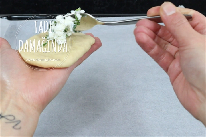 Mayasız Peynirli Yumuşak Poğaça