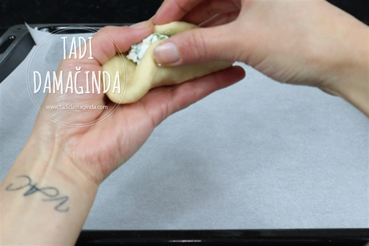 Mayasız Peynirli Yumuşak Poğaça