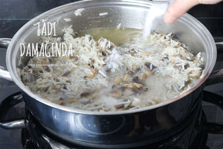 Mantarlı Dereotlu Pilav