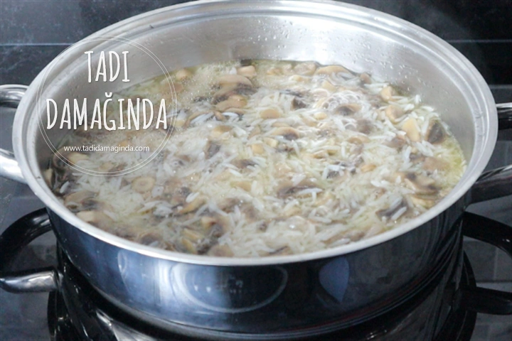 Mantarlı Dereotlu Pilav