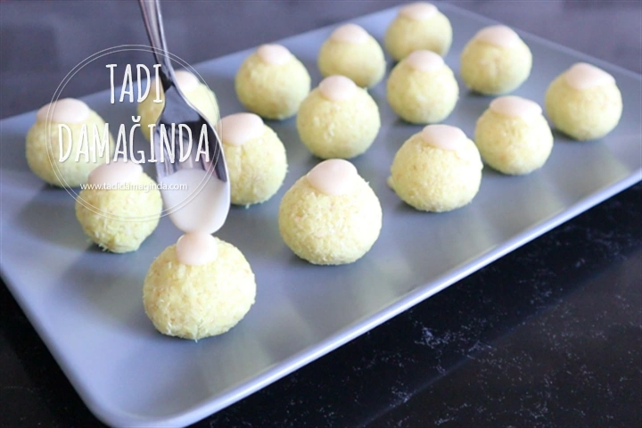 Rafine Şekersiz Glütensiz Pişmeyen Limonlu Toplar