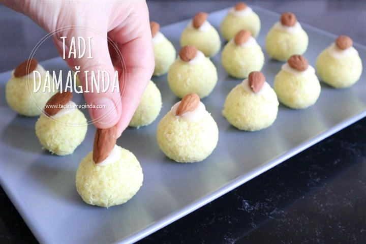 Rafine Şekersiz Glütensiz Pişmeyen Limonlu Toplar