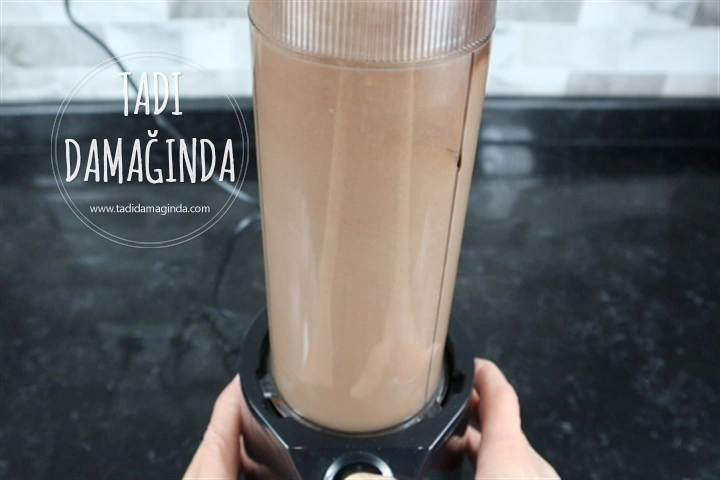 Avokadolu Kakaolu Smoothie