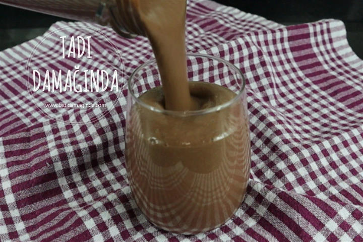 Avokadolu Kakaolu Smoothie