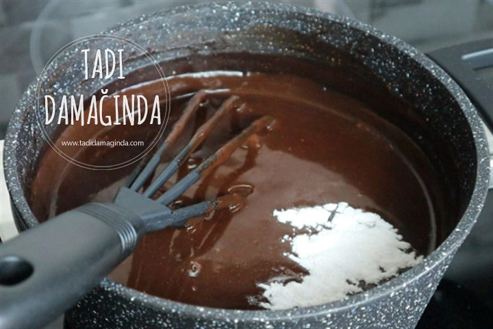 Pirinç Unlu Kakaolu Muhallebi (Glütensiz Yumurtasız)