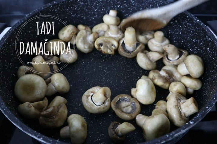 Rengarenk Karamelize Mantar Sote