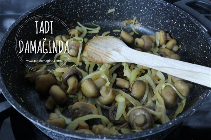 Rengarenk Karamelize Mantar Sote