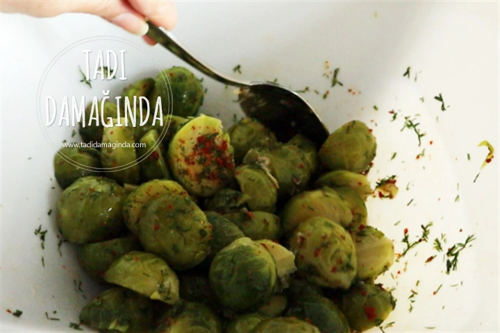 Dereotlu Brüksel Lahanası Salatası