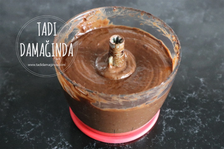 Puding Tadında Hurmalı Avokado