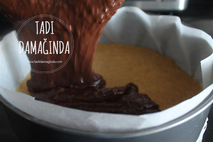 Çikolatalı Buzluk Pastası