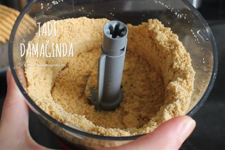 Çikolatalı Buzluk Pastası