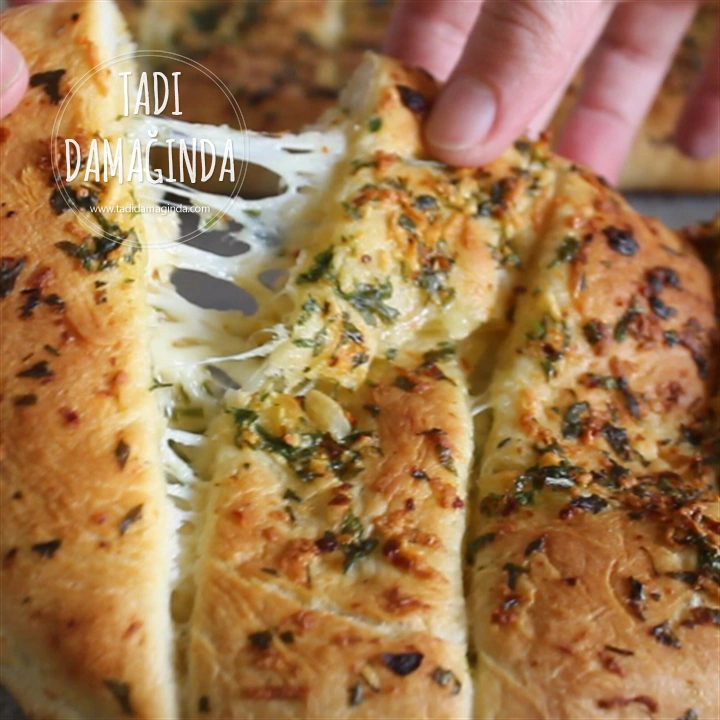 Pizzacıların Sarımsaklı Ekmekleri